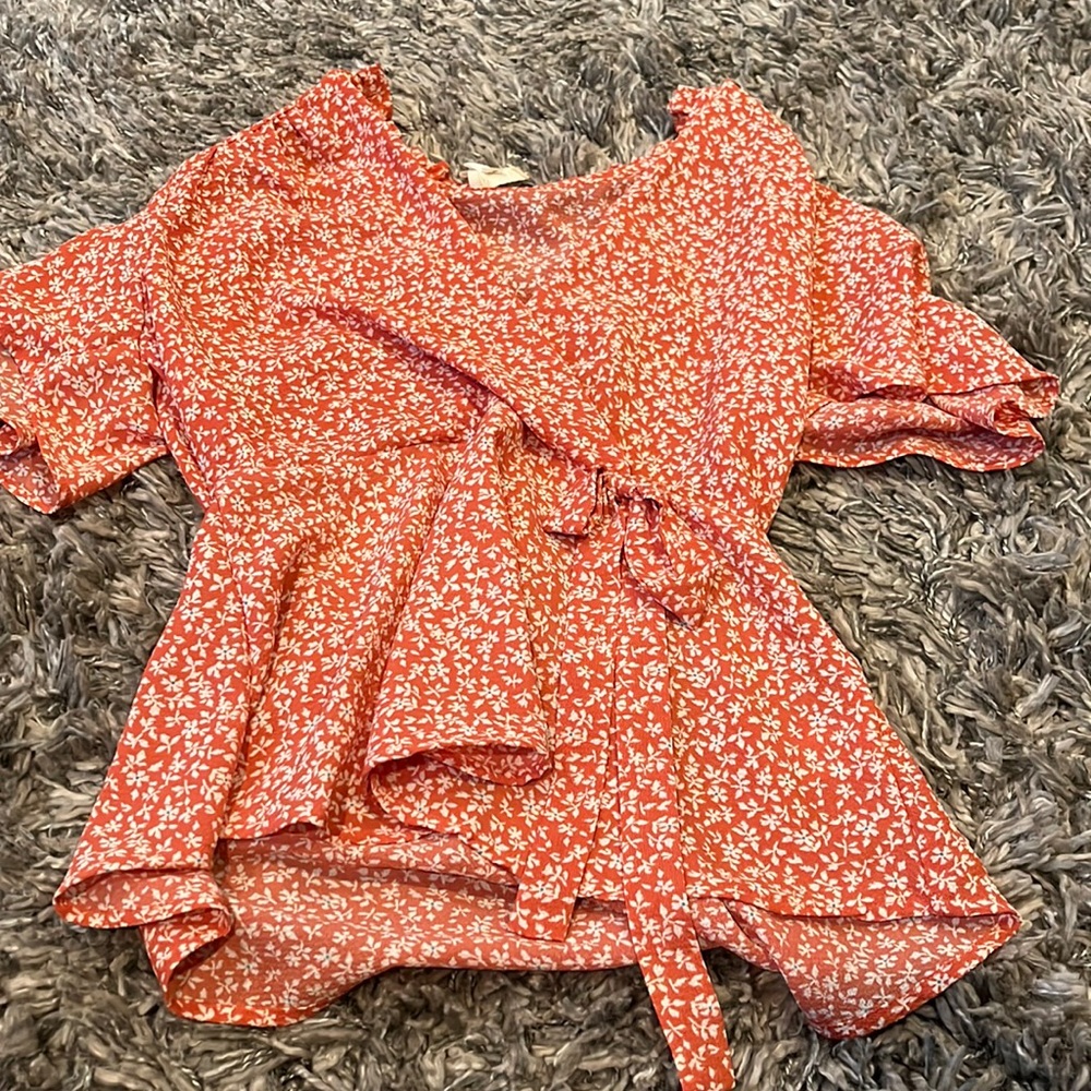 Floral top